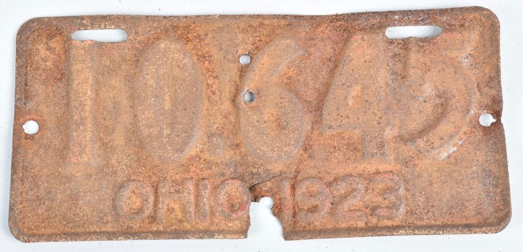1923 OHIO MOTORCYCLE LICENSE PLATE: Overall wear with damage to bottom edge, suitable for restoration. Fair-Good