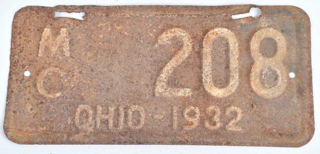 1932 OHIO MOTORCYCLE LICENSE PLATE: Solid original plate, suitable for restoration. Good
