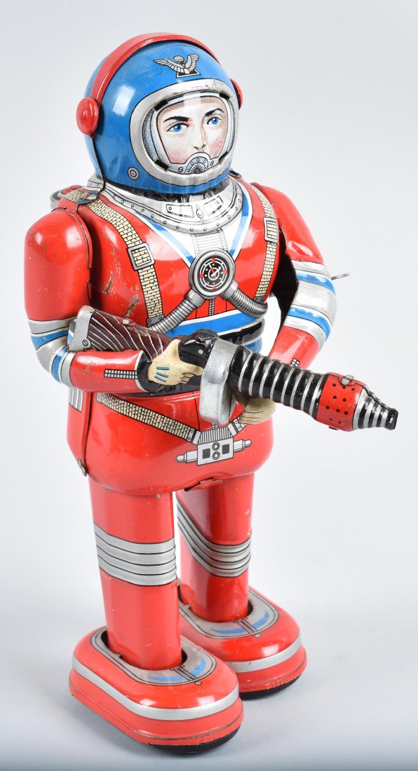 DAIYA Tin Windup MOON ASTRONAUT (1 of 5)