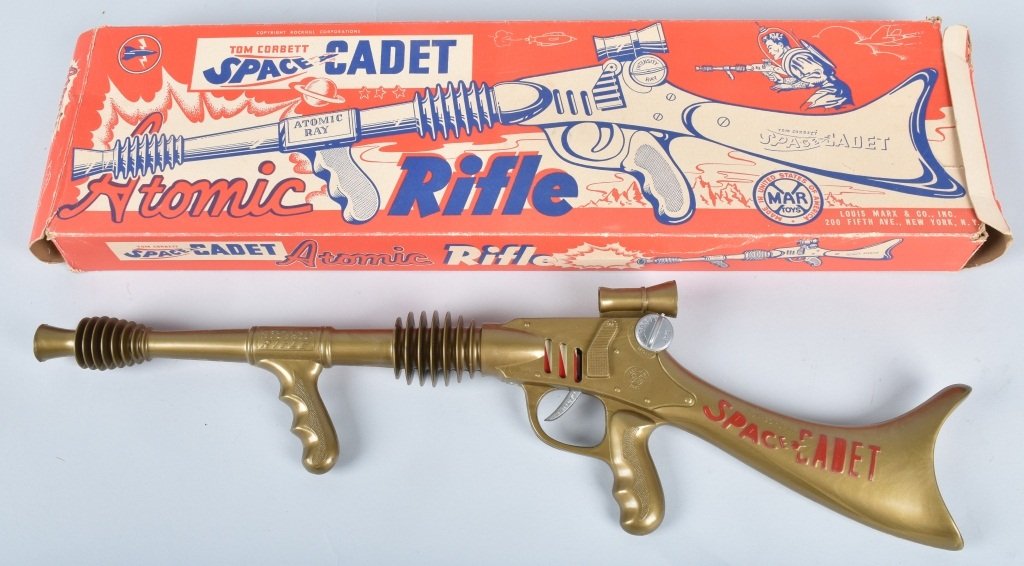 MARX TOM CORBETT ATOMIC RIFLE w/ BOX: Excellent Space Rifle. All original with no breaks. Works. With box. 24" Excellent