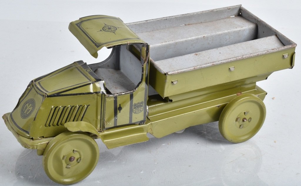 CHEIN Tin BULLDOG MACK TRANSPORT TRUCK: all original with great colors. 8" Excellent