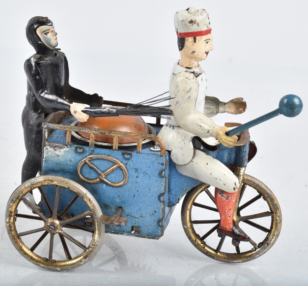 LEHMANN Tin Windup BAKER AND SWEEP (1 of 5)