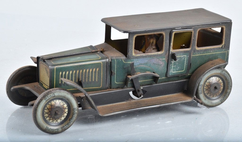 MOKO Tin Windup SEDAN w/ WORKING MOTOR (1 of 10)