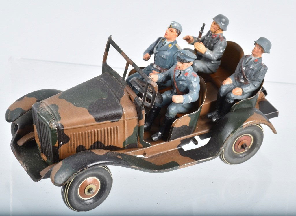 GERMAN Tin Windup MILITARY STAFF CAR (1 of 4)
