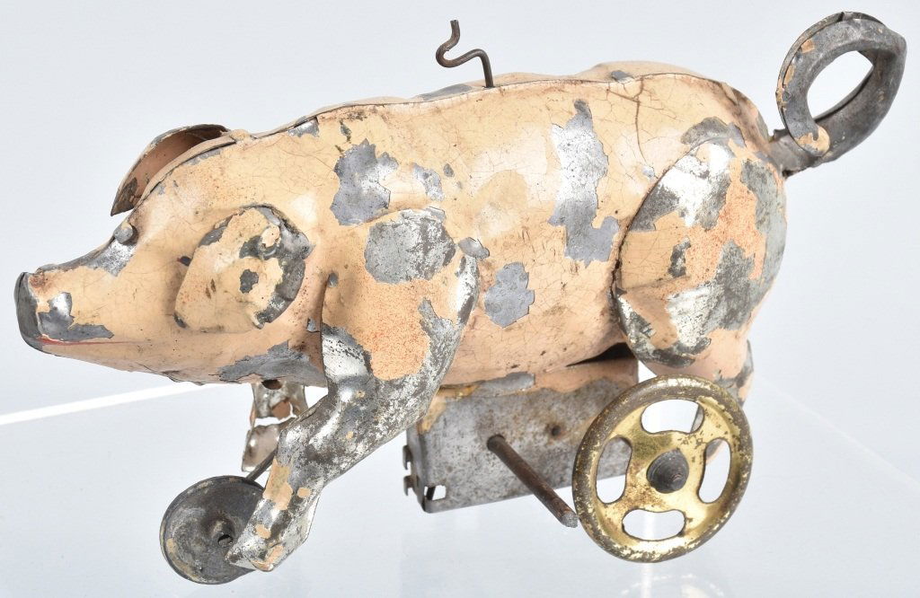 GERMAN Painted Tin Windup PIG (1 of 5)