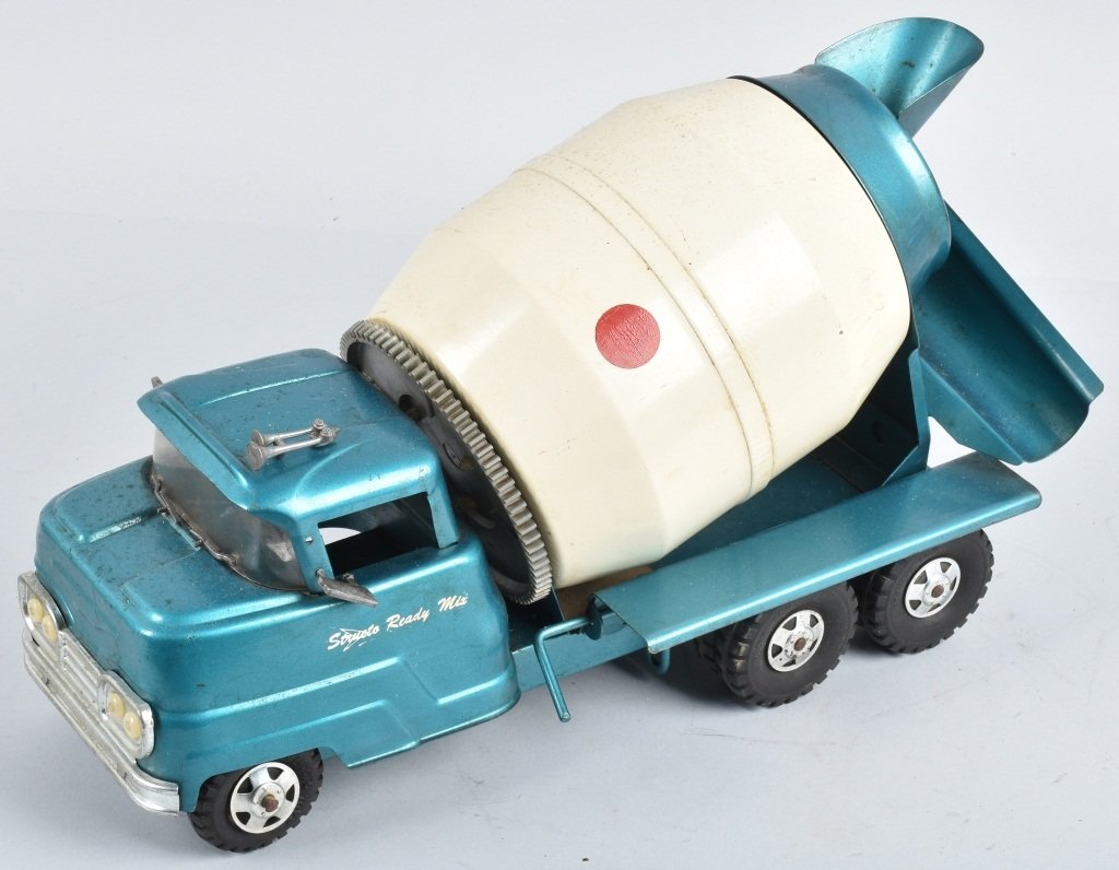 STRUCTO Pressed Steel READY MIX CEMENT TRUCK (1 of 4)