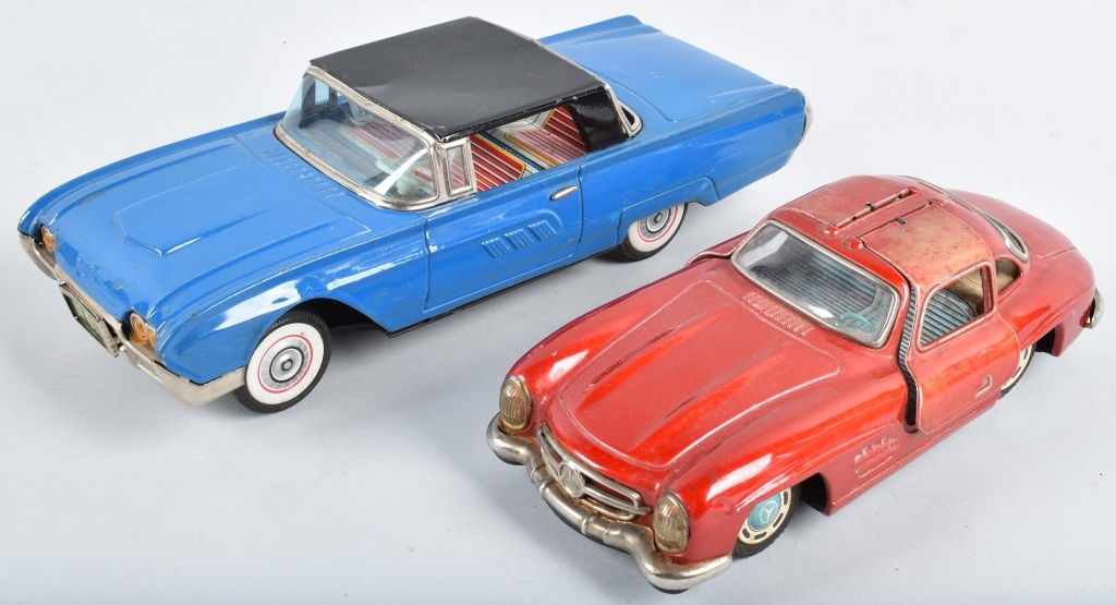 2-JAPAN TIN CARS, MERCEDES GULL WING & T-BIRD (1 of 8)