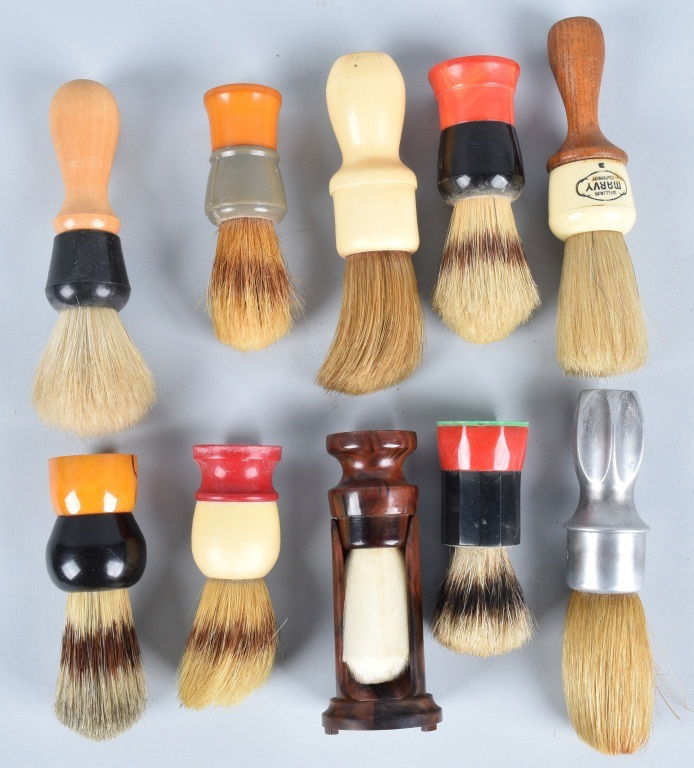 10- VINTAGE SHAVING BRUSHES (1 of 3)