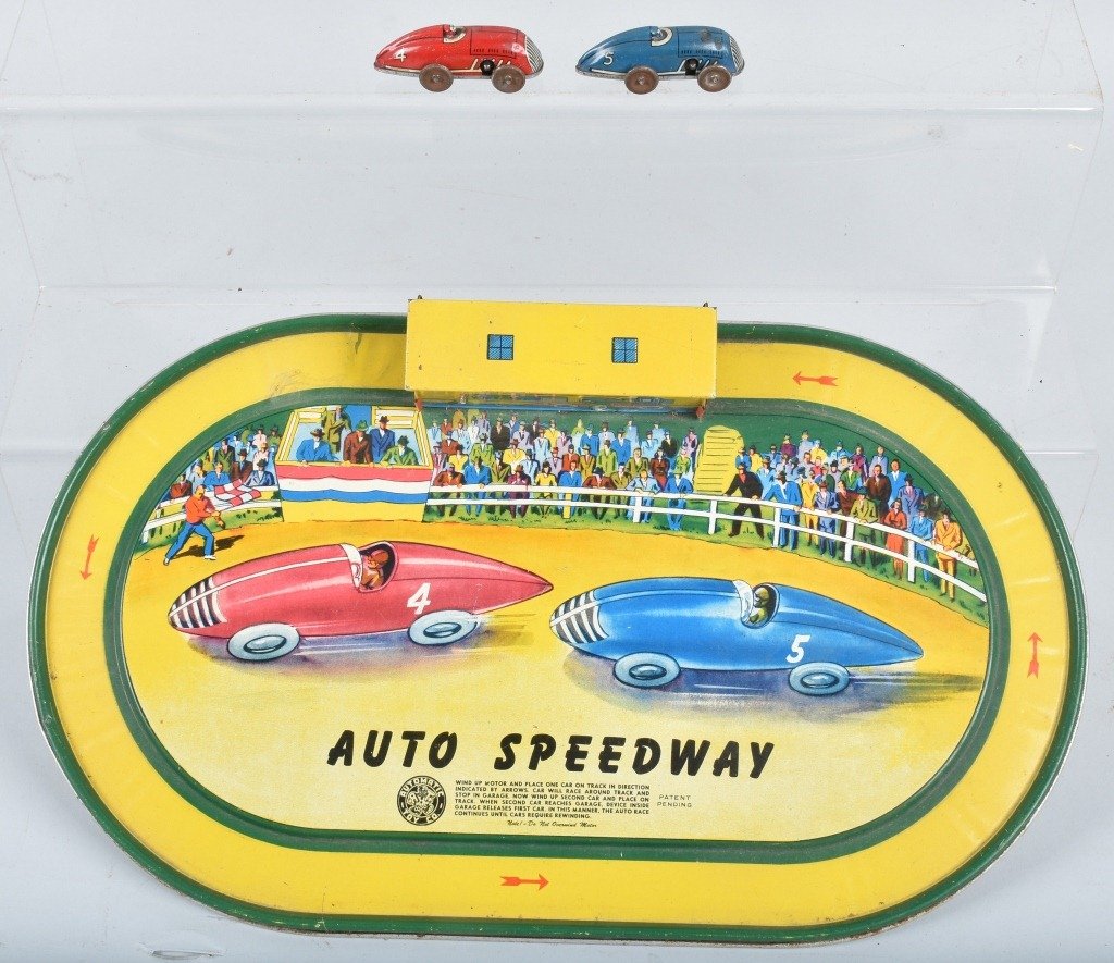 AUTOMATIC TOY AUTO SPEEDWAY w/ 2 CARS (1 of 4)
