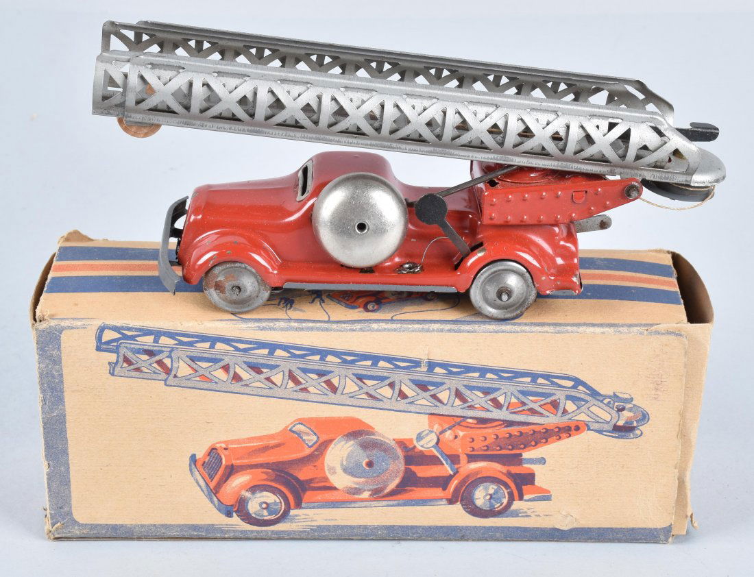 S-G Tin Windup FIRE TRUCK w/ BOX (1 of 6)