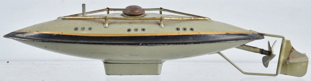 GERMAN BING TIN WINDUP U-BOAT (1 of 4)