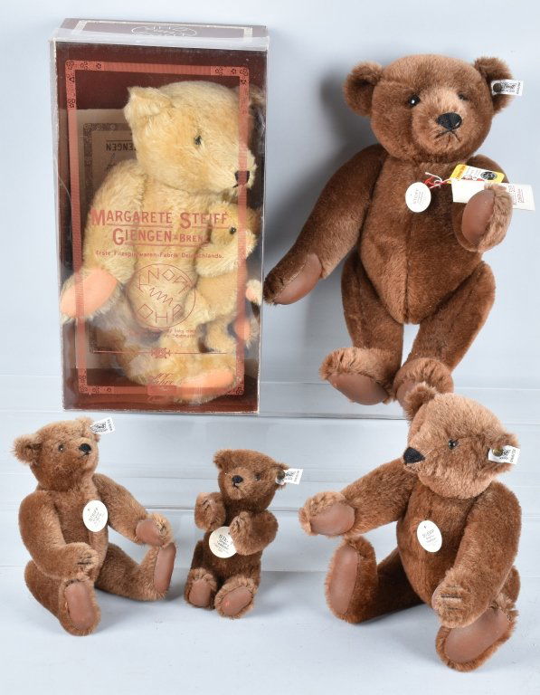 3-STEIFF BEARS (1 of 4)