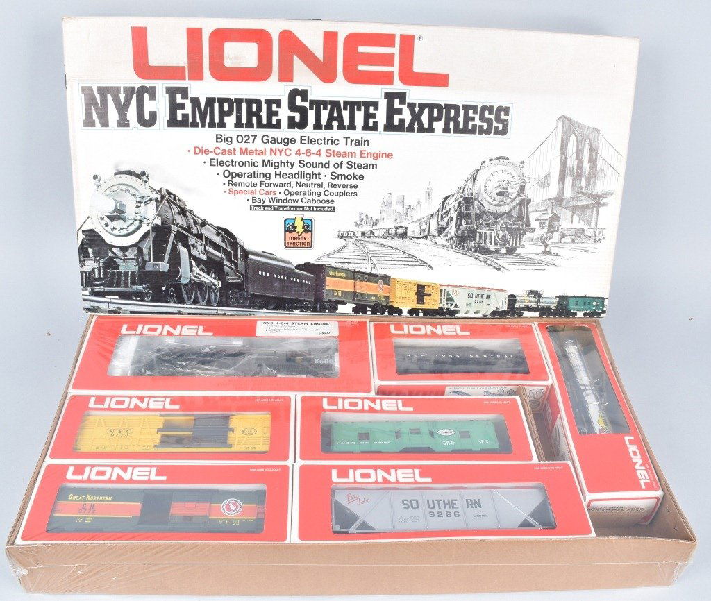 LIONEL NYC EMPIRE STATE EXPRESS TRAIN SET, BOXED (1 of 6)
