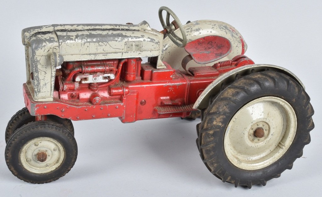 HUBLEY DIECAST FORD TRACTOR: All original with wear. 12" Very Good