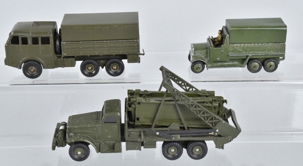 3 ENGLISH & FRENCH ISSUE MILITARY VEHICLES (1 of 4)