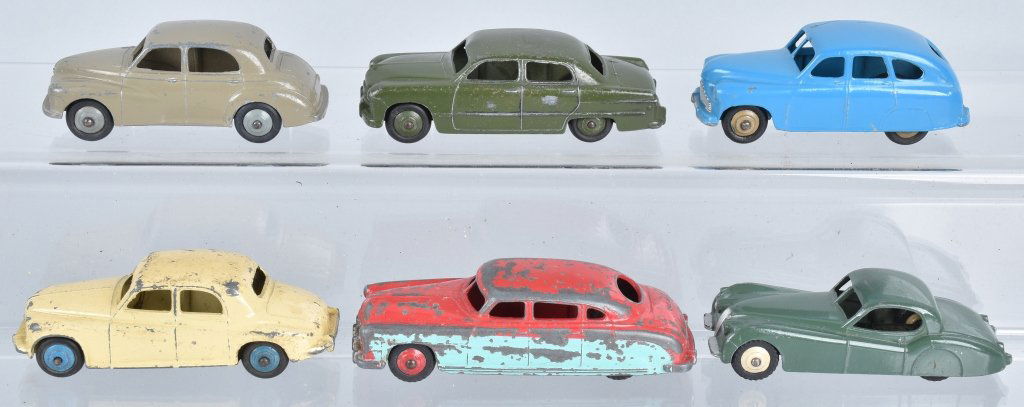 6 ENGLISH ISSUE DINKY CARS (1 of 3)
