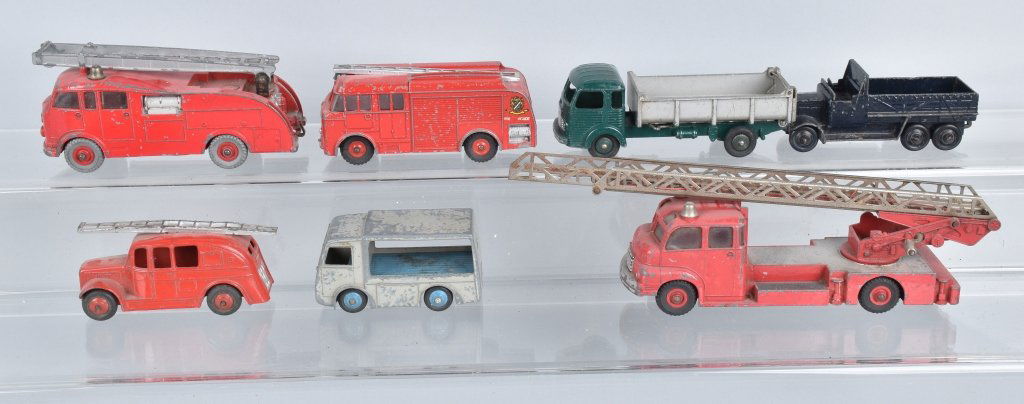 7 ENGLISH & FRENCH ISSUE DINKLY TRUCKS (1 of 3)