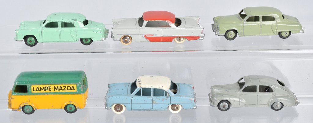 6 ENGLISH & FRENCH ISSUE DINKY VEHICLES (1 of 3)