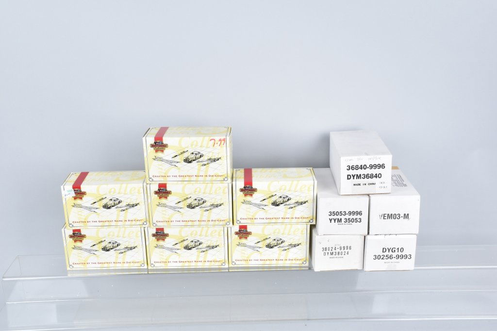 12 MATCHBOX MODELS OF YESTERYEAR BOXED (1 of 3)