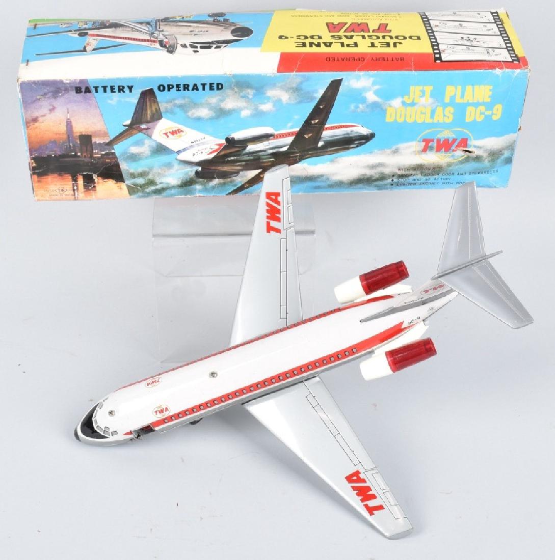 JUNK, Nomura Toy Jet Airliner Douglas DC-9 TWA Battery