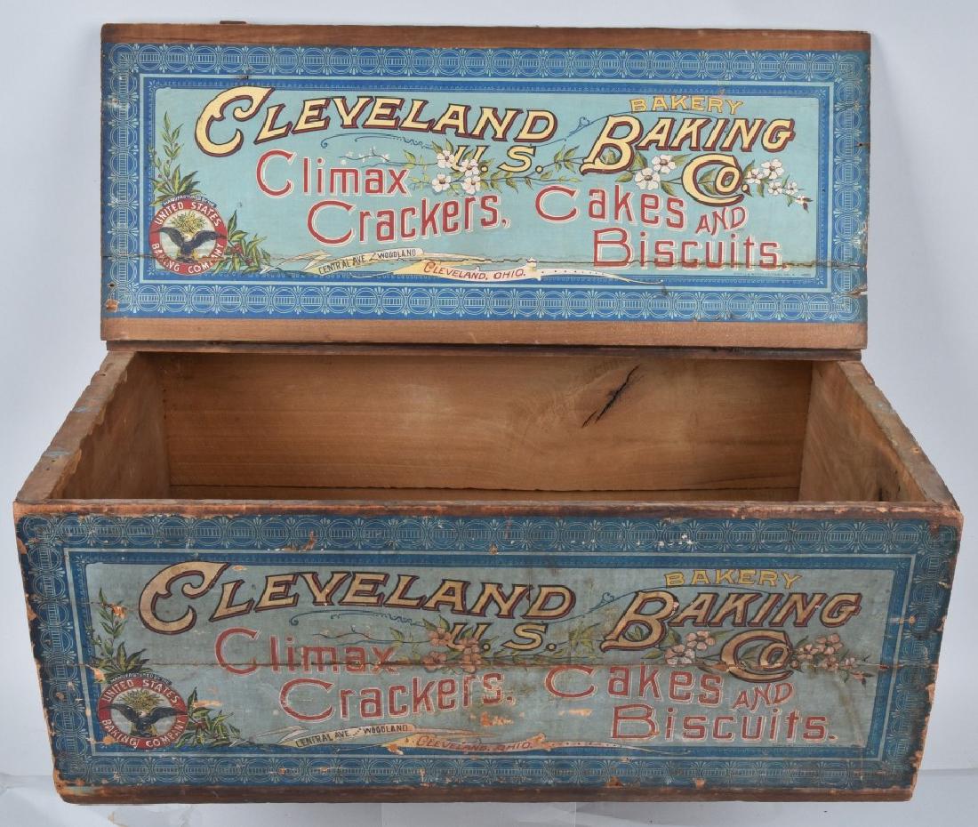 CLEVELAND BAKING CO BISCUIT CRATE (1 of 3)