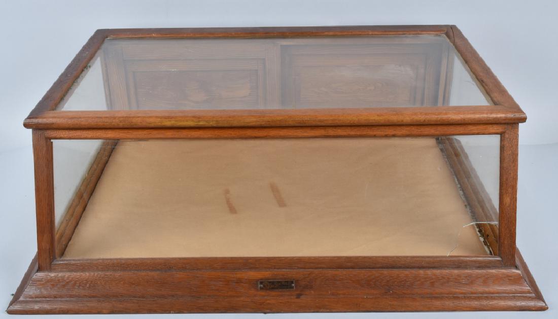 THE SUN MFG OAK SLANT FRONT STORE DISPLAY CASE (1 of 4)
