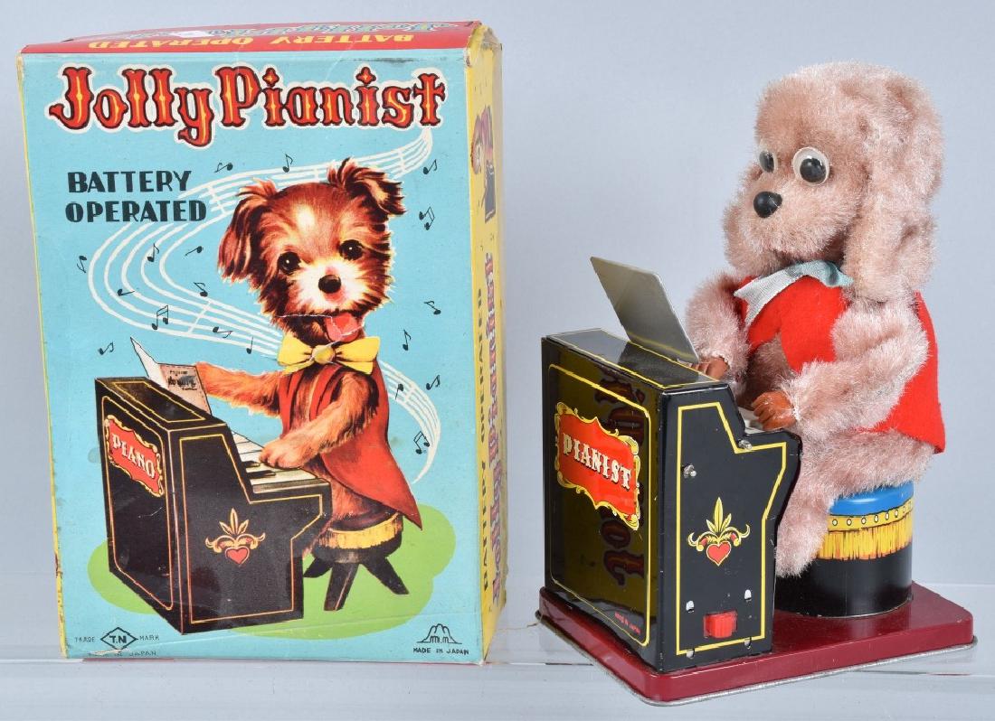 JAPAN Battry Op JOLLY PIANIST w/ BOX: All original piano playing dog. Great colors. Look never played with. Did not work when tested. With Box. 8 1/2" Excellent