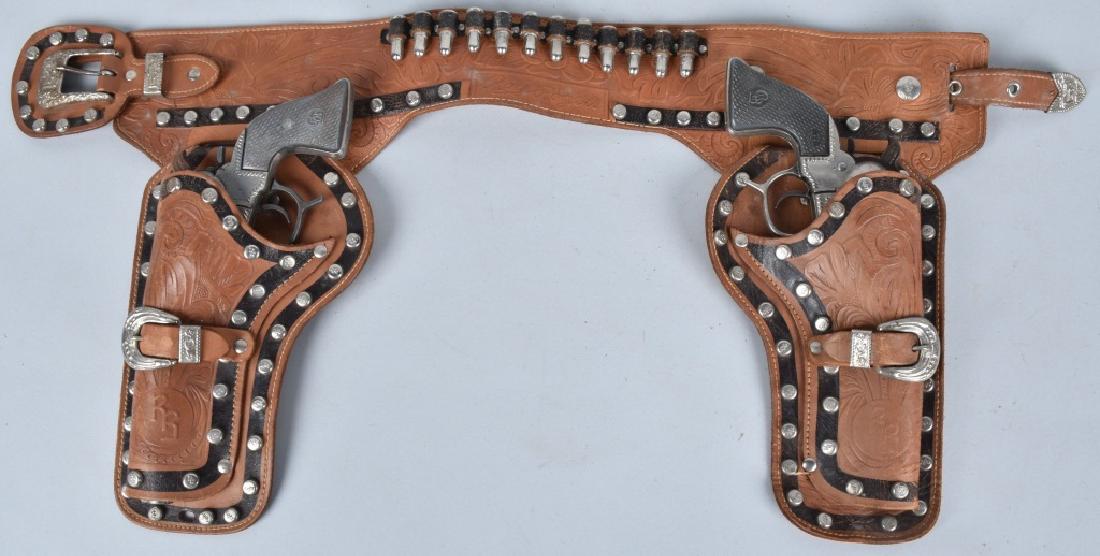 SCHMIDT ROY ROGERS DOUBLE HOLSTER CAP GUN SET