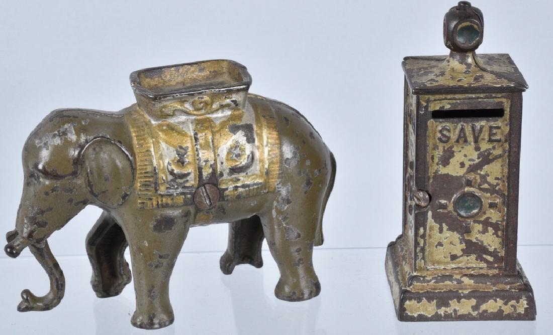 ELEPHANT WITH HOWDAH & STOP SIGN STILL BANKS (1 of 4)