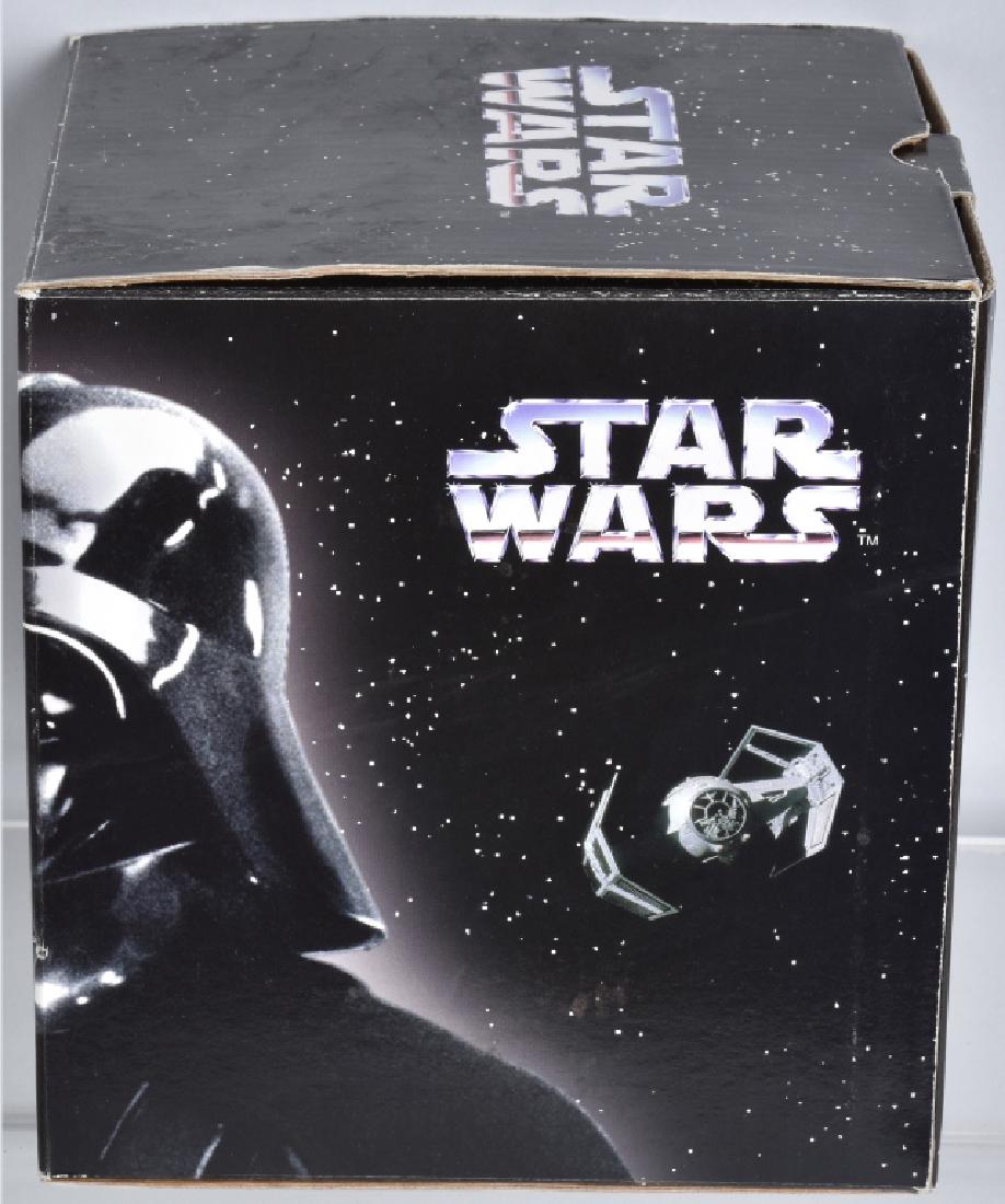 FOSSIL STAR WARS DARTH VADER WATCH MIB (1 of 3)