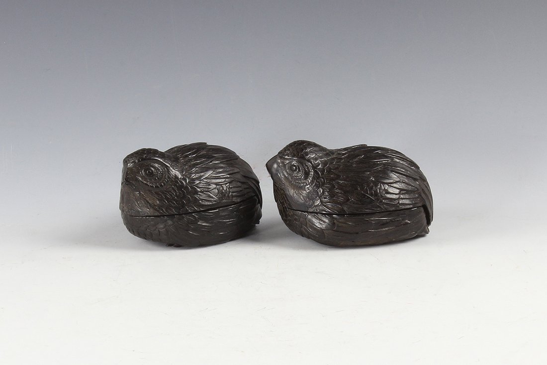 A pair of Zitan boxes (1 of 3)