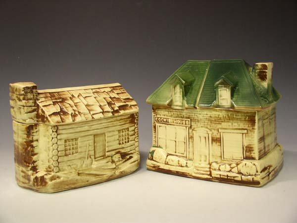 Lot of 2 McCoy Cookie Jars "AS IS": You are bidding on Lot of 2 McCoy Cookie Jars. These Cookie jars have some DAMAGE. David Iver Auctions will be conducting this online and in house auction at 11:00 AM CST on Sunday October 3, 2004. Th