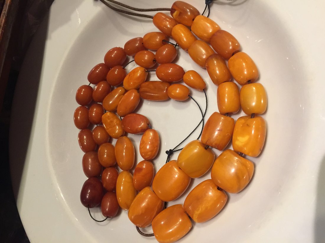Amber necklace 4 (1 of 6)
