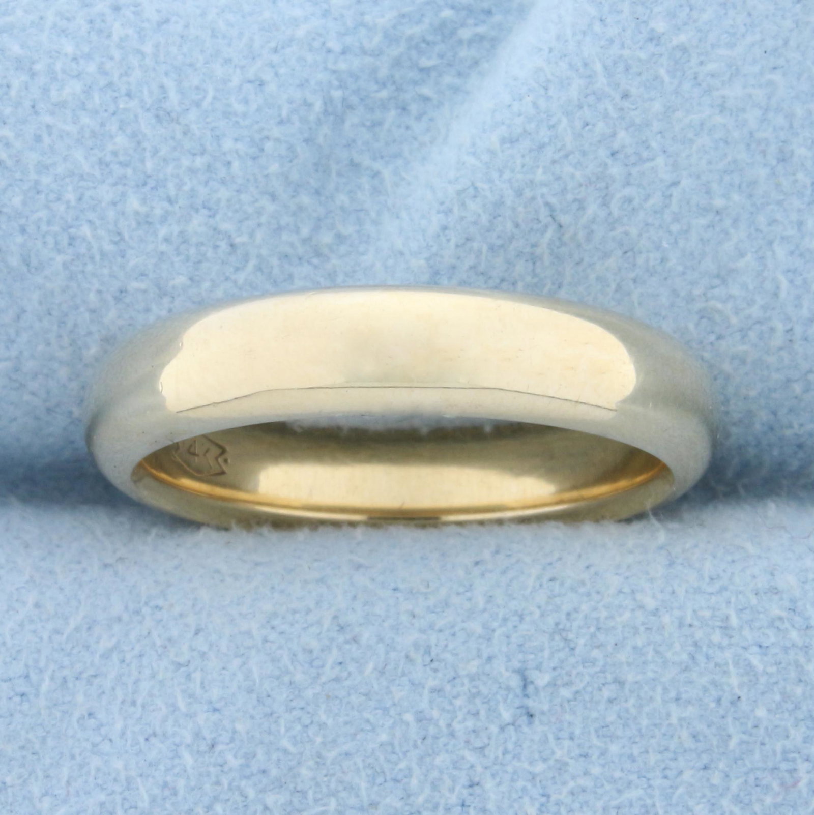 4.5mm Gold Wedding Band Ring in 14K Yellow Gold: In 14K Yellow Gold. 4.5mm wide. Size 7 3/4. 6.3g