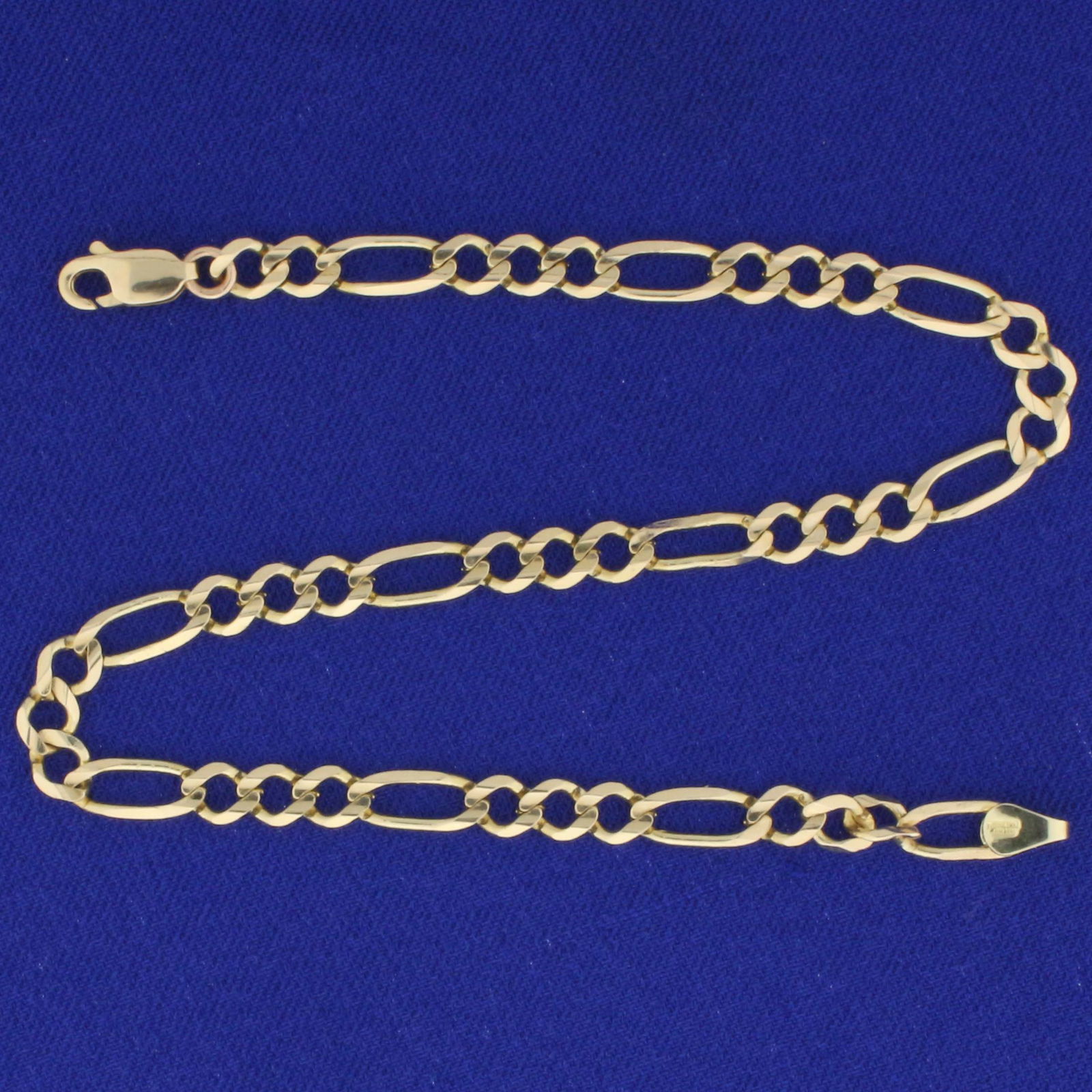 Figaro Link Anklet in 14K Yellow Gold: In 14K Yellow Gold. 9 inches long, with lobster clasp. 4.3mm wide. 5.3g