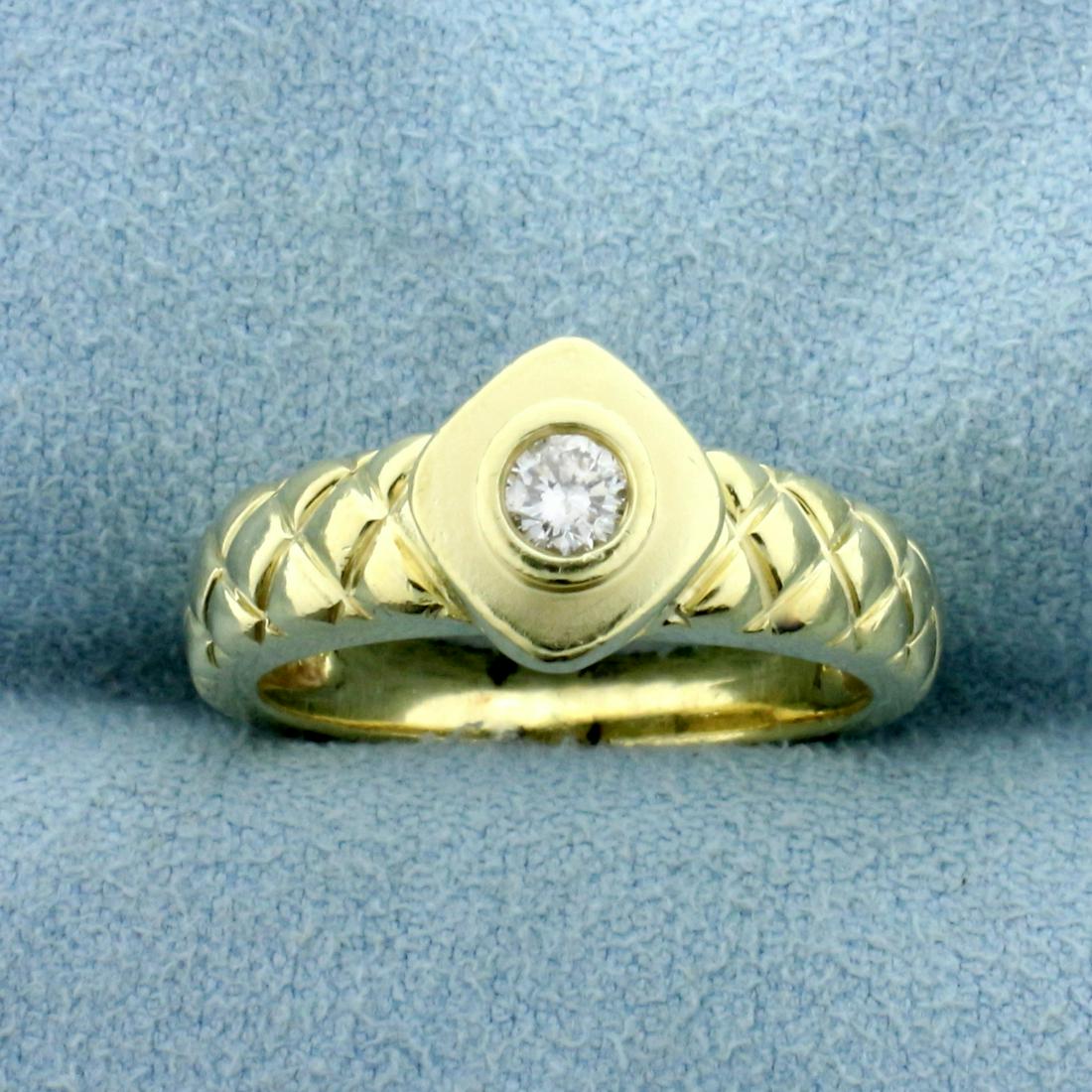1/4ct Diamond Solitaire Ring in 14K Yellow Gold: In 14K Yellow Gold. Contains one high quality .1/4ct round brilliant cut Diamond, SI1 clarity/G color. Size 6 3/4. 7.1g.