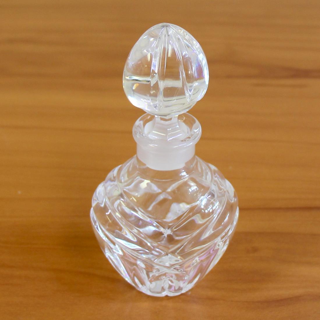 Waterford Crystal Perfume Bottle with Topper: 5 inch tall and 2 1/2 inch wide crystal perfume bottle. Great condition, no defects.