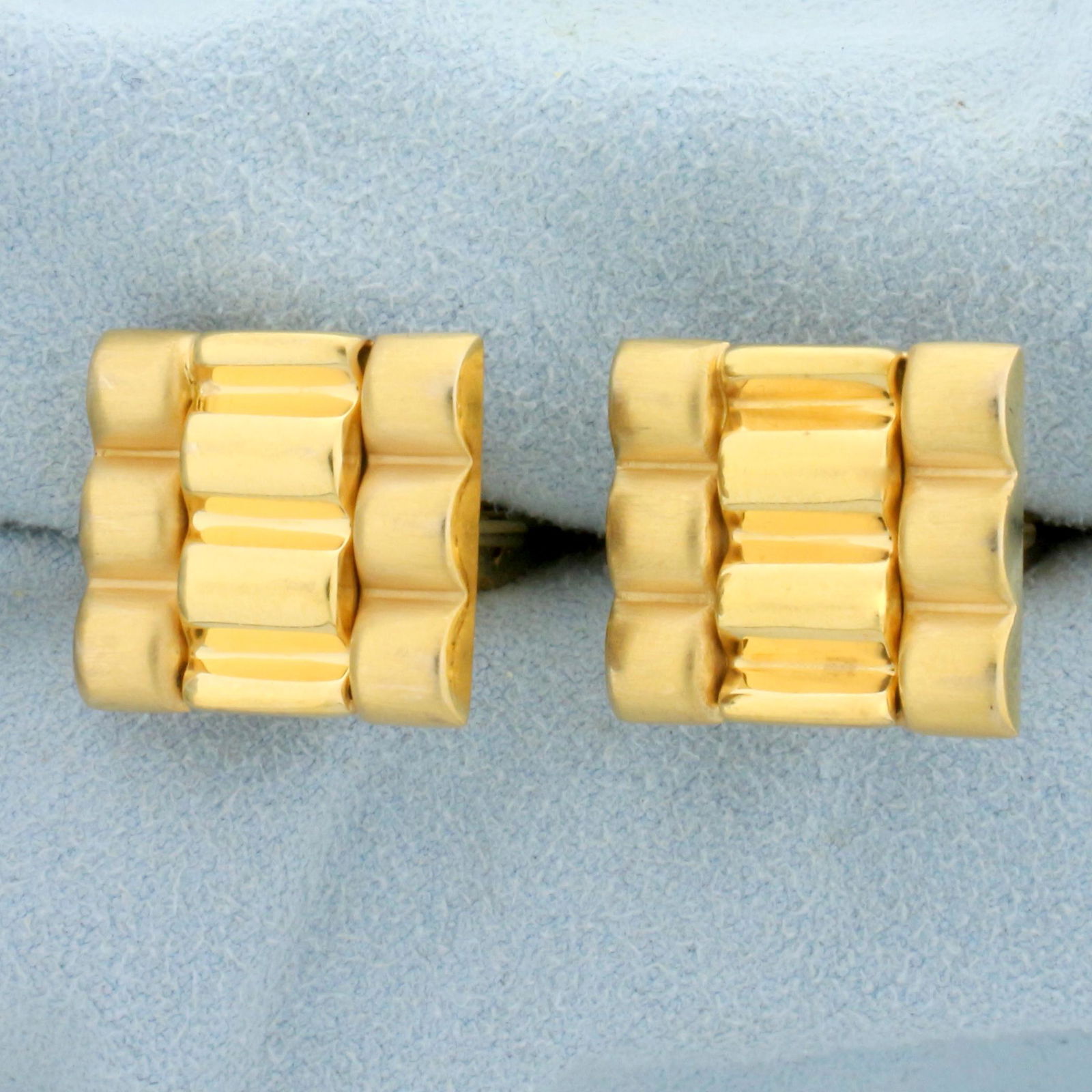 Rolex President Design Cuff Links in 14K Yellow Gold: In 14K Yellow Gold. 1 inch long. 5/8 inch wide. Note that this is not a Rolex brand, just Rolex design. 9.0g