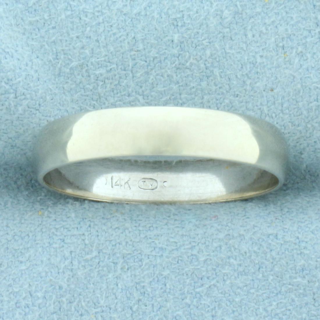 Mens Wedding Band Ring in 14K White Gold: In 14K White Gold. Size 10. 4.1mm wide. 2.7g