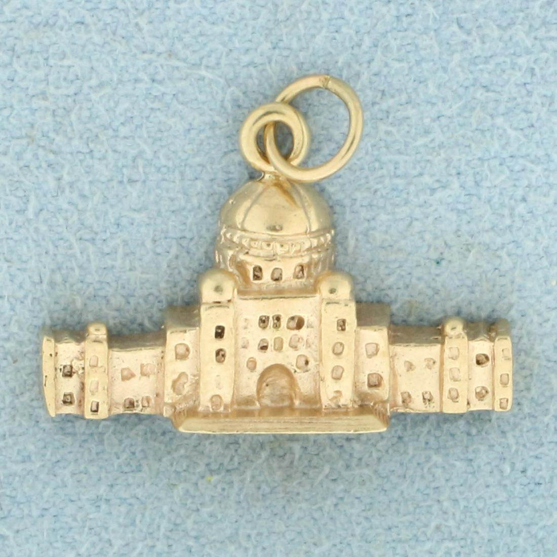 Victoria Parliament Pendant in 10K Yellow Gold: In 10K Yellow Gold. 3/4 inch long. 2.0g.
