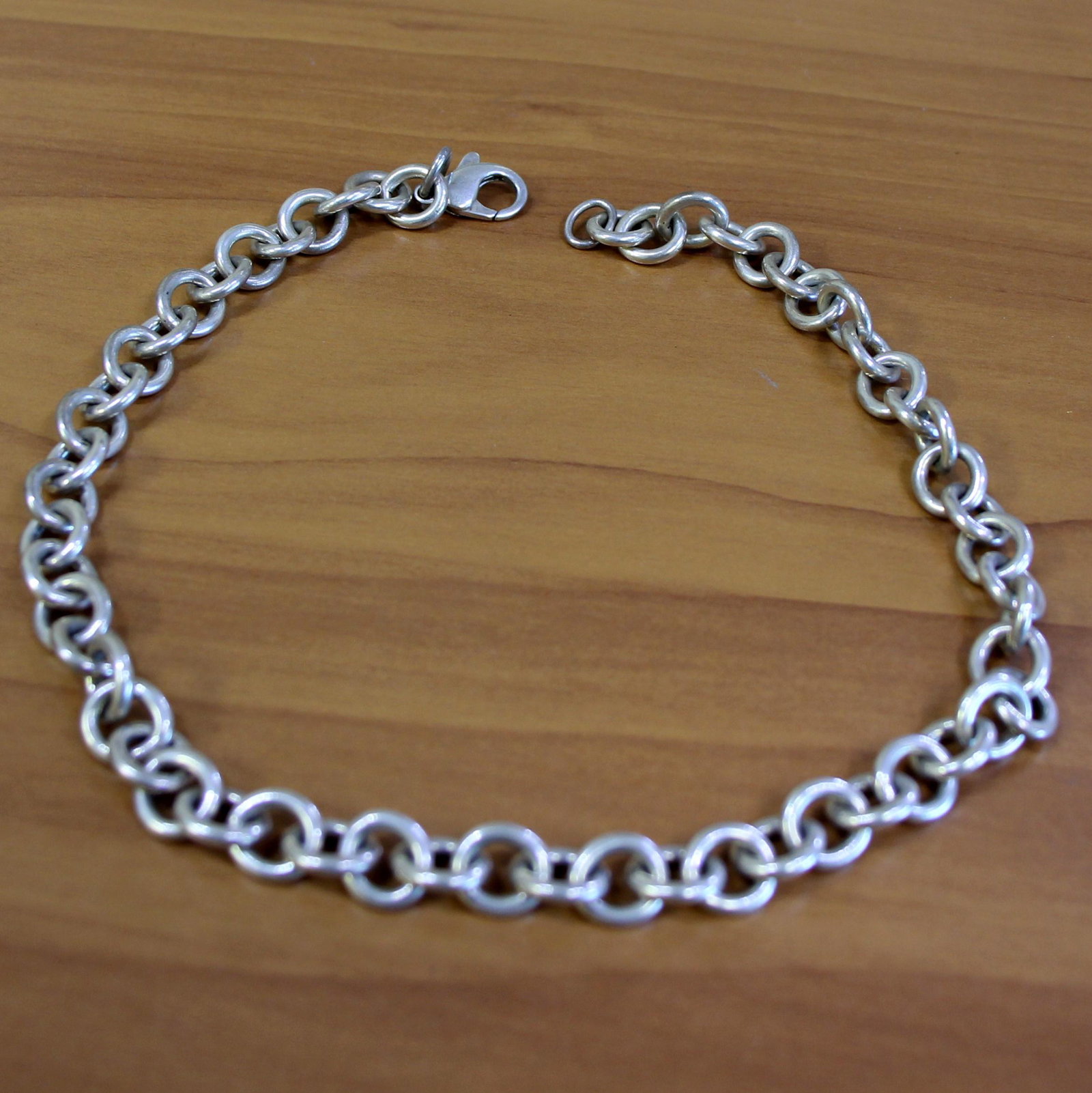 15.5 Inch Cable Link Choker Necklace in Sterling Silver: In sterling silver. Measures 15.5 inches long, 10mm wide. 62.3g