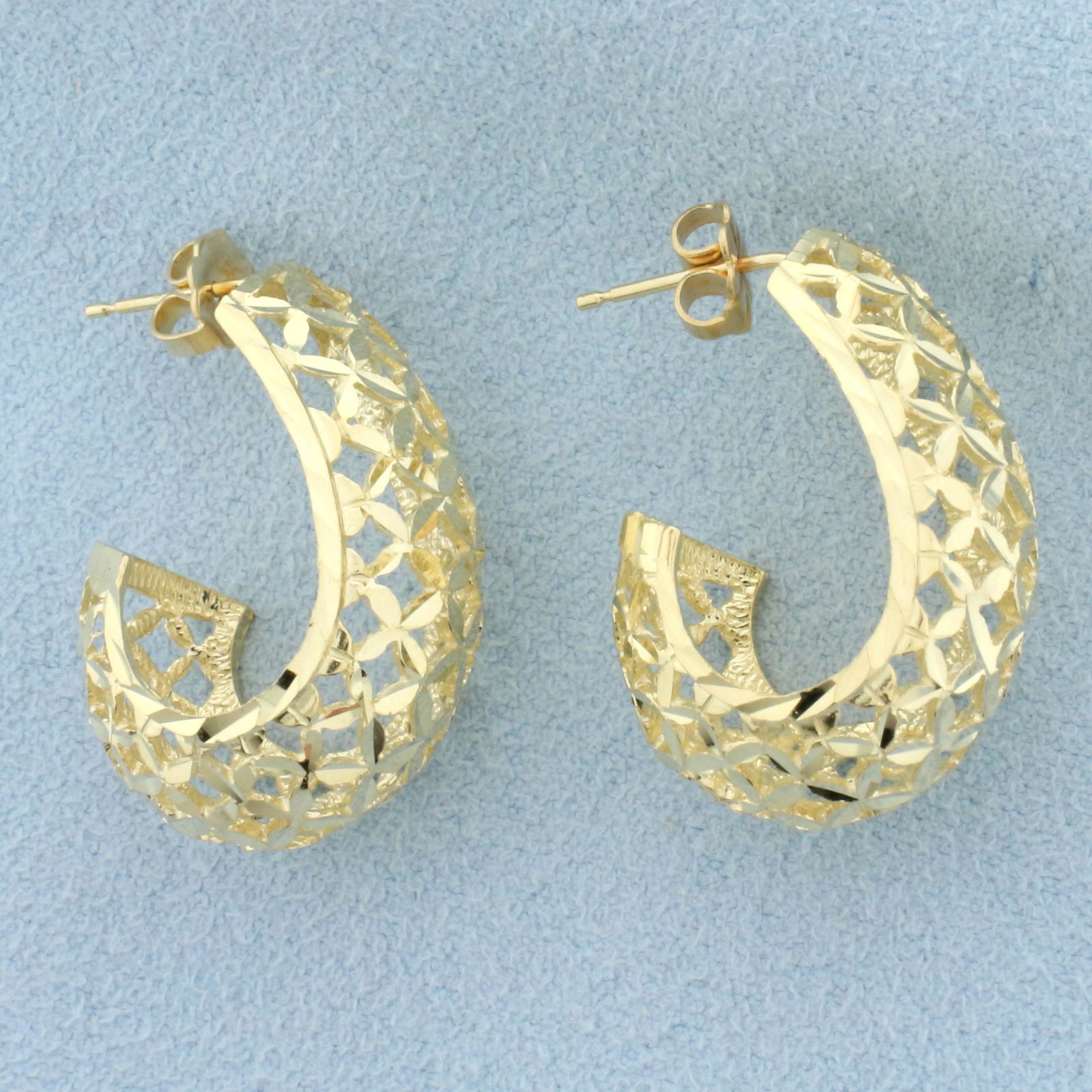 Large Diamond Cut Lattice Design J Hoop Earrings in 14k Yellow Gold: 14k yellow gold. 1 inch long, 1/2 inch wide. Friction backs. Diamond cut for extra sparkle. 81g.