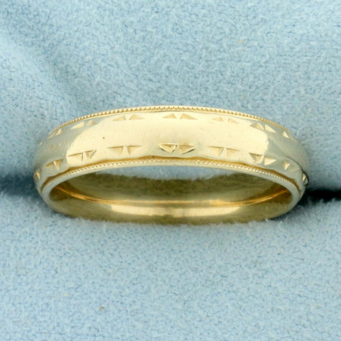 Milgrain Beaded Edge Wedding Band Ring in 14K Yellow Gold: In 14K Yellow Gold. Size 9 1/2. 5mm wide. 6.5g