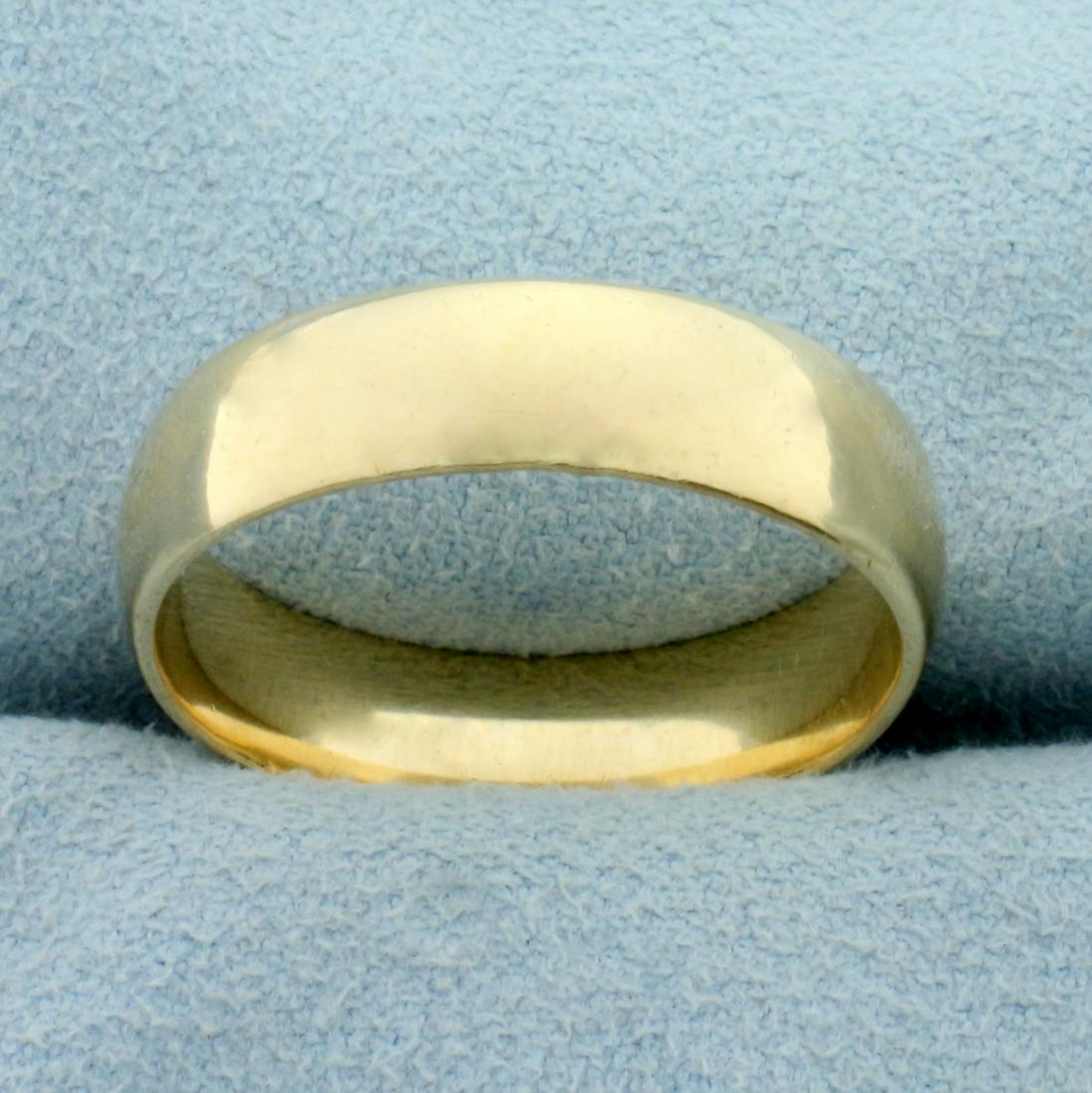 Men's 6mm Wedding Band Ring in 10K Yellow Gold: In 10K Yellow Gold. 6mm wide. Size 11. 6.2g