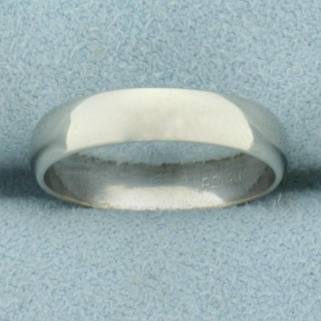 Womens Wedding Band Ring in 10K White Gold: In 10K White Gold. Size 6, 3.9mm wide. 2.1g.