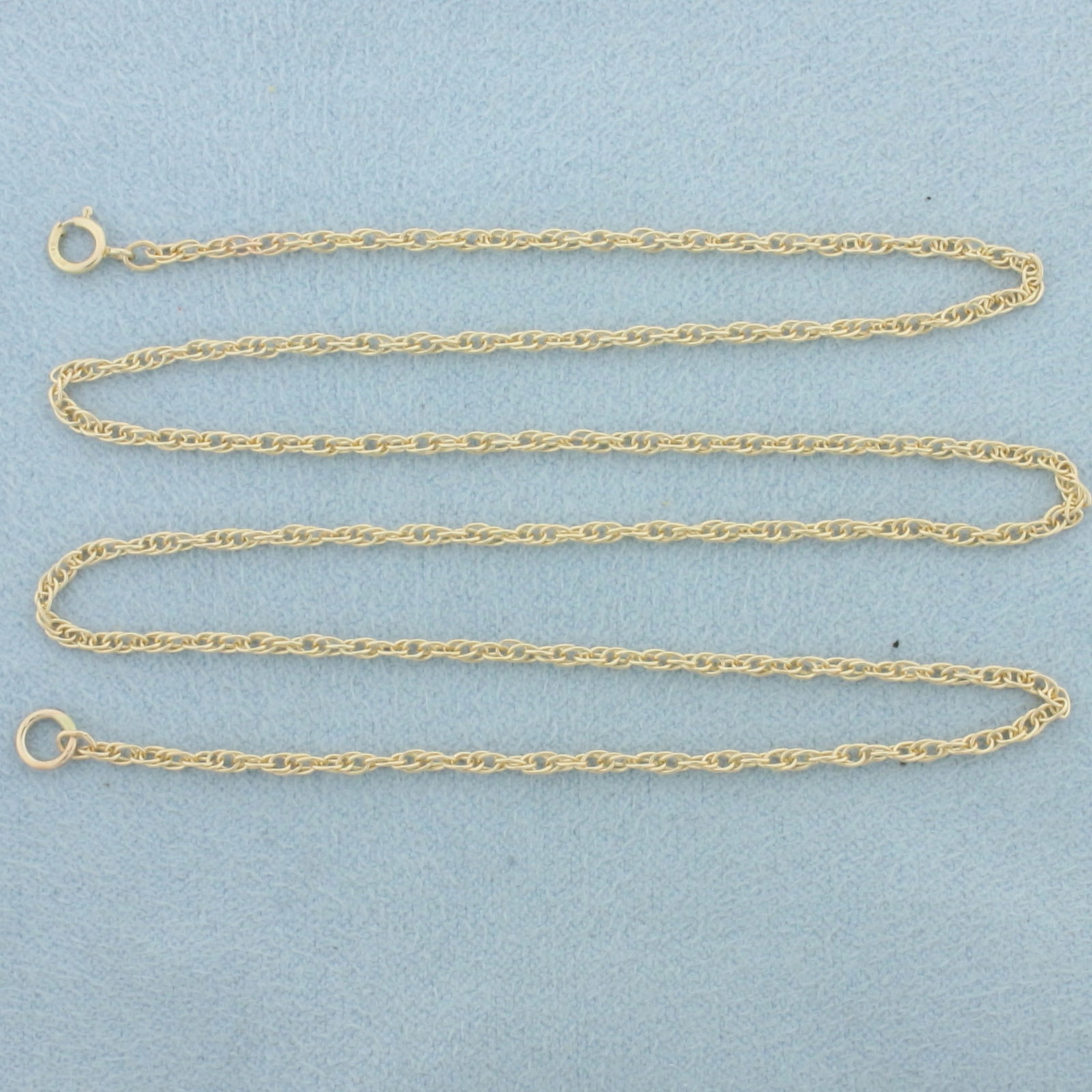 18 Inch Prince of Wales Pendant Chain in 14k Yellow Gold: In 14k yellow gold. 18 inches long and 1.7mm wide. Spring clasp. 2.9g.