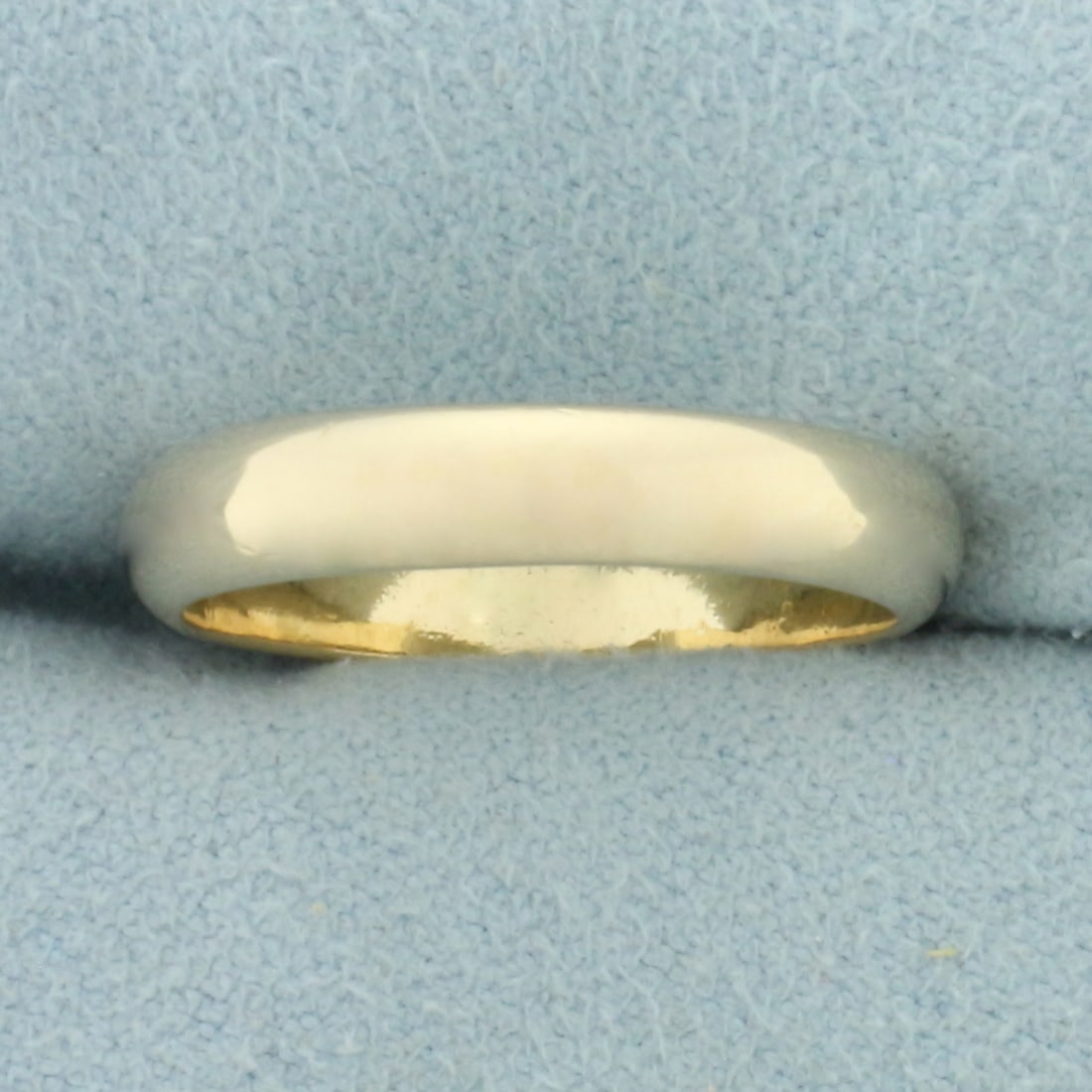Womans Half Dome Wedding Band Ring in 14k Yellow Gold: In 14k yellow gold. 3.7mm wide. Half dome, high polish. Size: 6.5. 3.6g