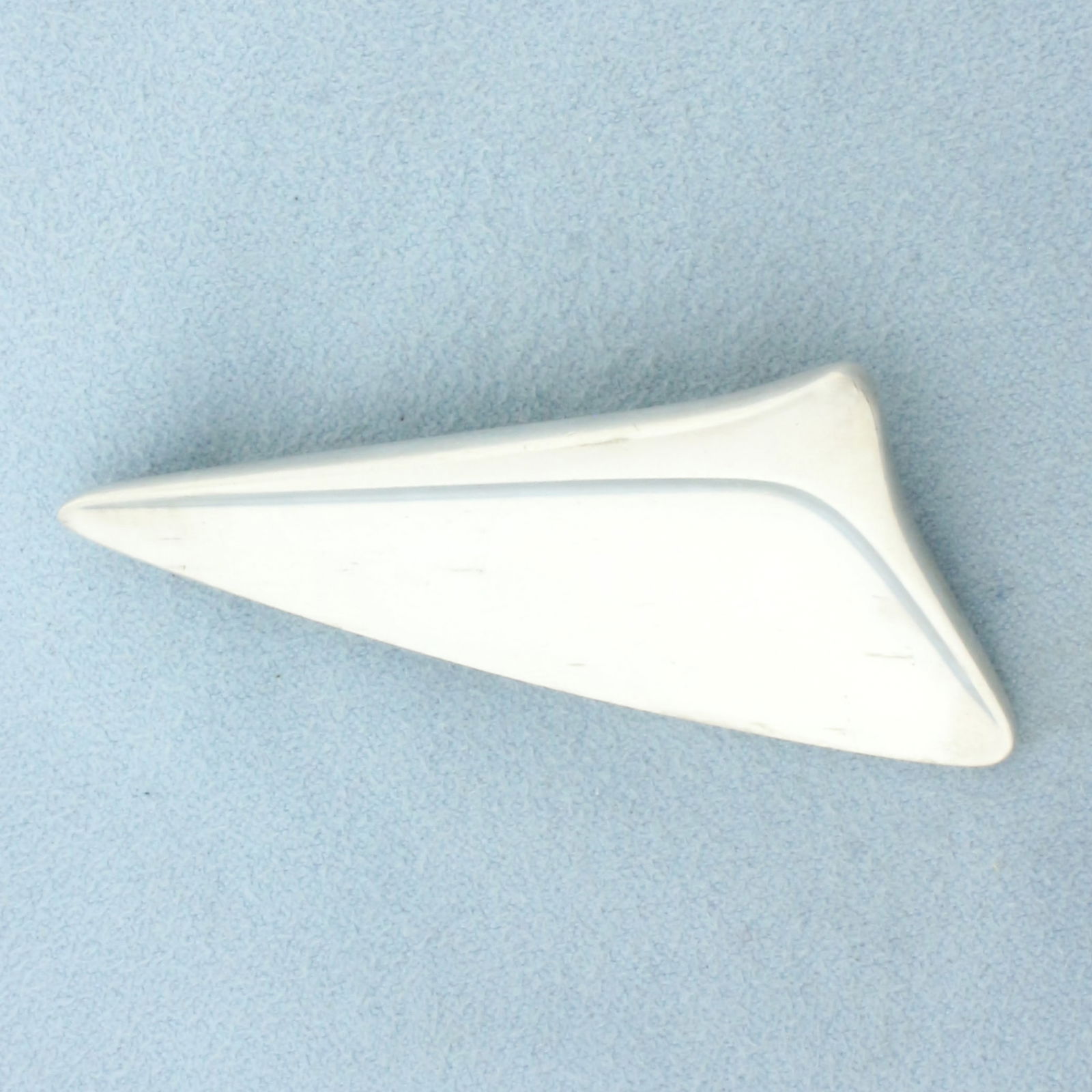 Georg Jensen Denmark 327 Henning Koppel Pin Brooch in Sterling Silver: In .925 Sterling Silver. 2 1/4 inches wide. 1 1/8 inches tall. #327. Designer: Henning Koppel. Marked Georg Jensen. Rare find in great condition.