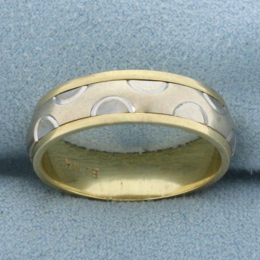 Mens Two Tone Wedding Band Ring in 14K Yellow and White Gold: In 14K Yellow and White Gold. White gold in middle of band, yellow gold around edges. Size 9 1/4. 6mm wide. 6.5g