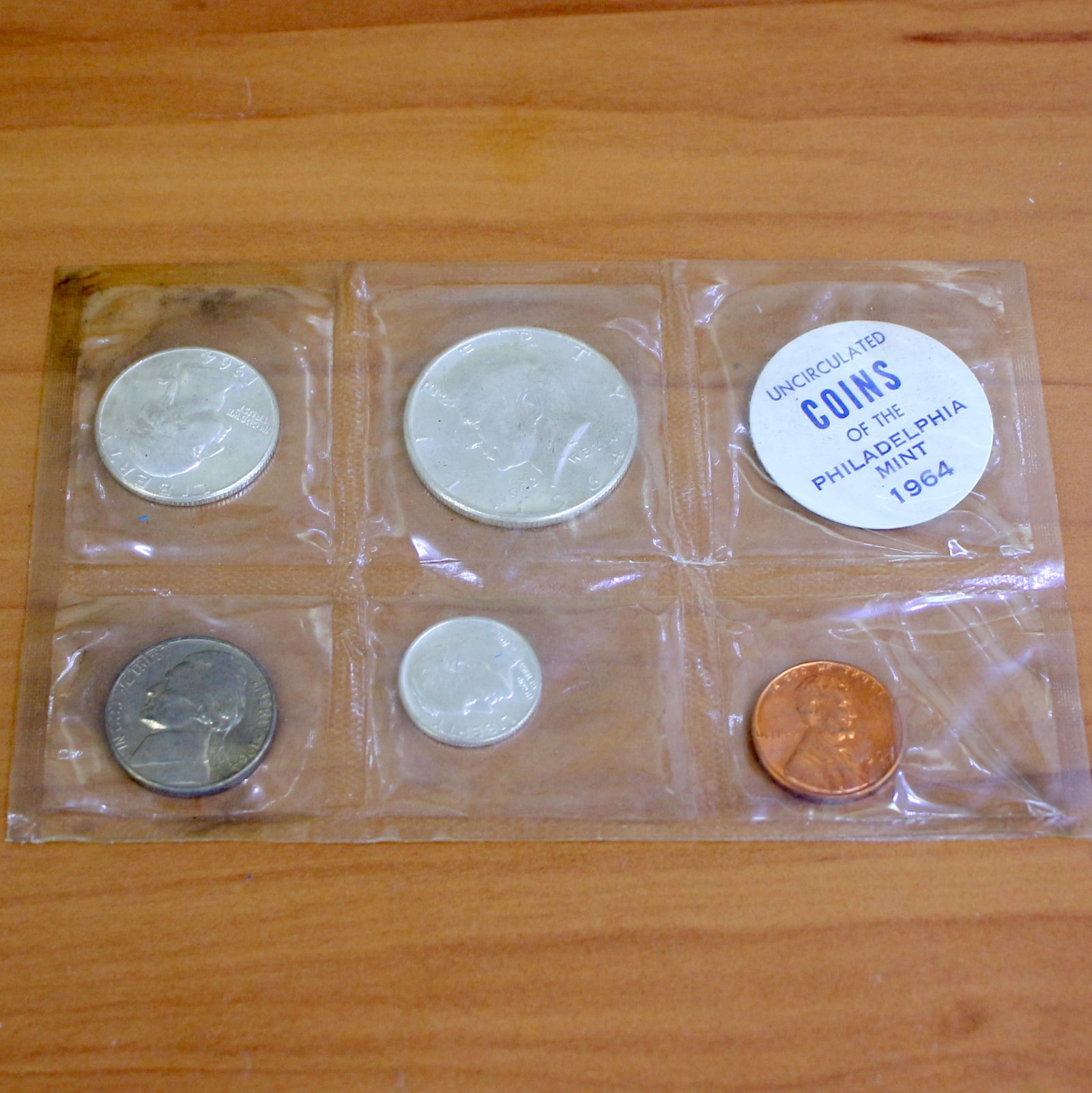 United States Philadelphia Mint 1964 Uncirculated Coin Set OGP: 1964 Uncirculated Philadelphia Mint Set.